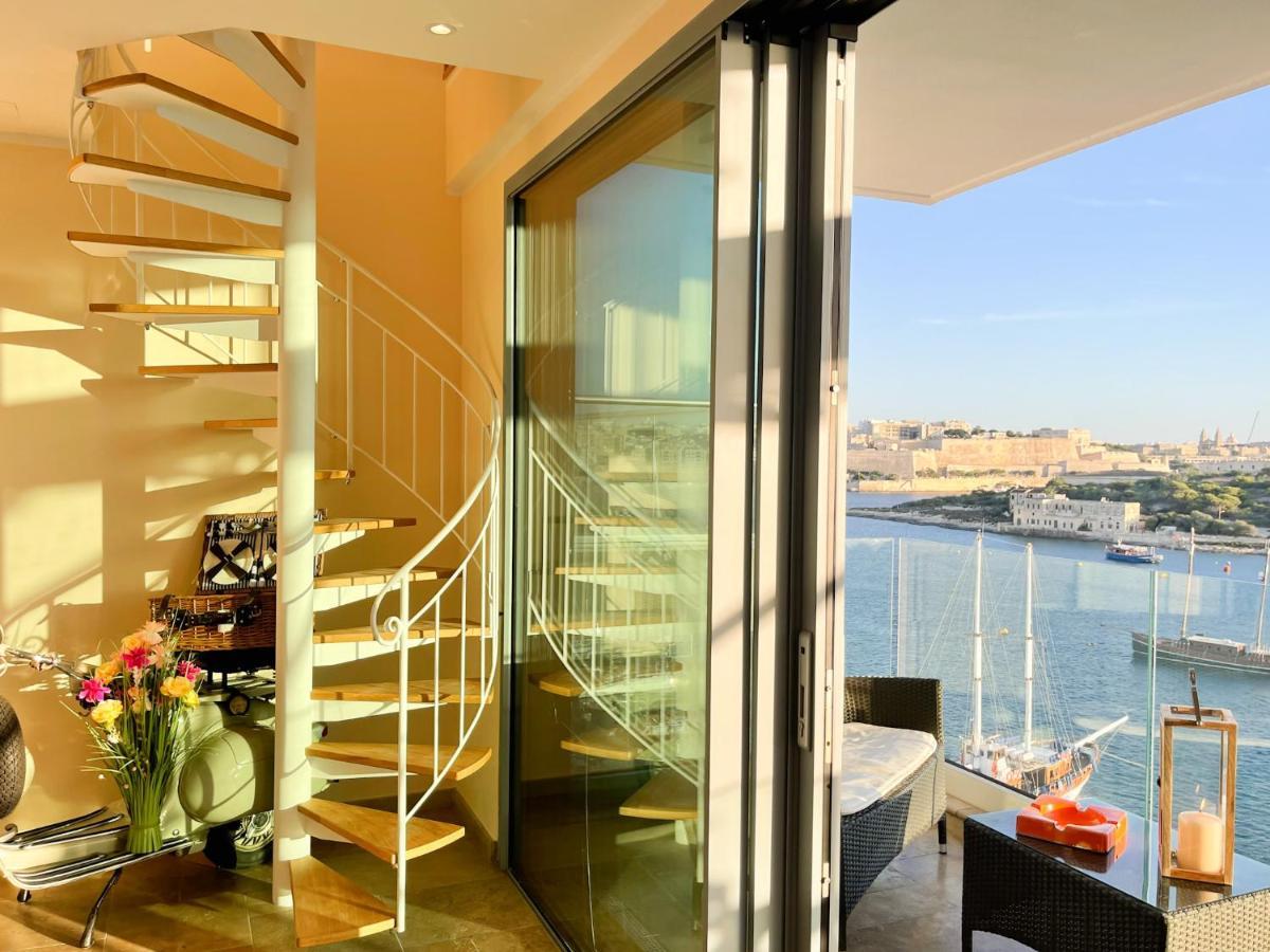 Unique Seafront Triplex Penthouse With Panoramic Bedroom & Rooftop Jacuzzi Overlooking Valletta Sliema Exterior foto
